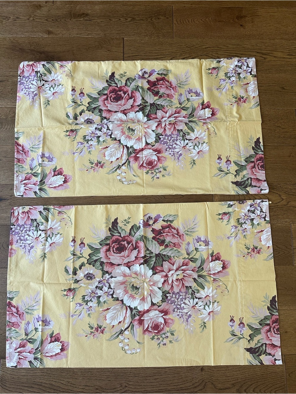 Vintage Ralph Lauren Sophie Brooke 100% Cotton Floral Standard Pillow Cases
